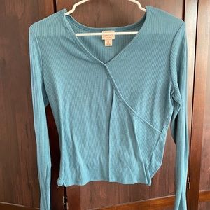 Blue ribbed v neck